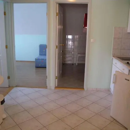 In - Balaton 18812 شقة Gyenesdiás