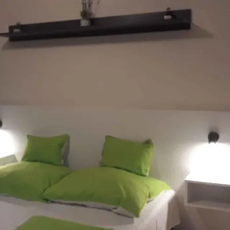 In - Balaton 18812 * Денешдиаш