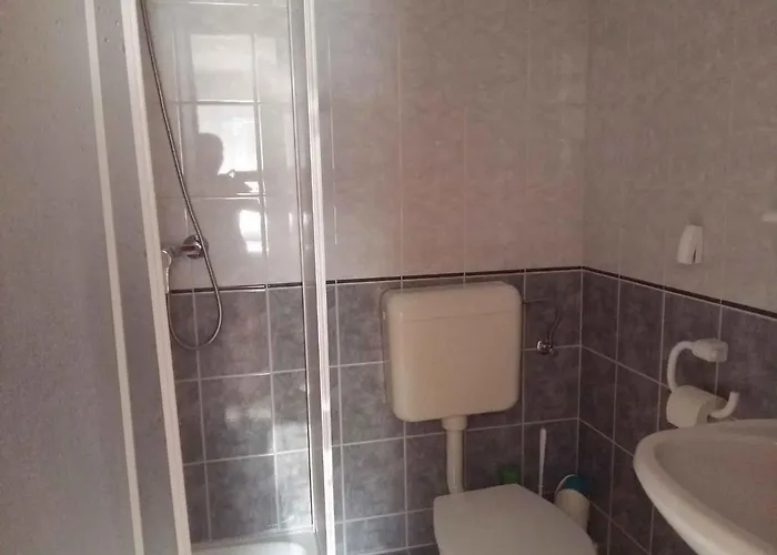 In - Balaton 18812 Gyenesdiás