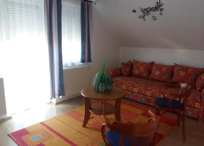 Apartman In - Balaton 18812