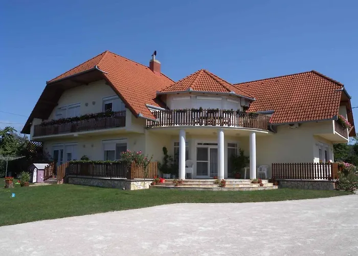 Apartman In - Balaton 18812 Gyenesdiás