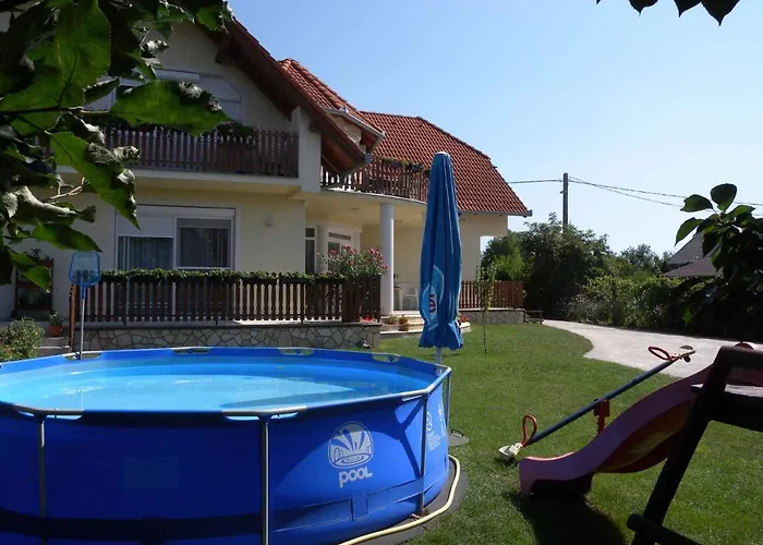 Apartment In - Balaton 18812 Gyenesdias